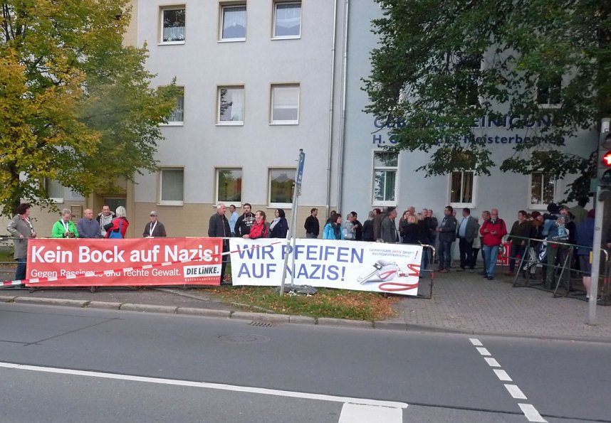 Demonstration und Gegendemonstration (2)