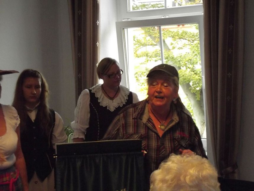 WB 4 feiert z&uuml;nftiges Herbstfest