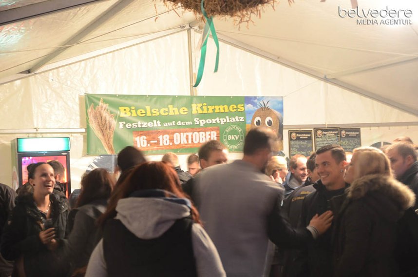 Club-Nacht er&ouml;ffnete Kirmes in Bielen