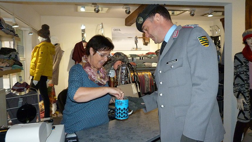 Sammlung f&uuml;r Kriegsgr&auml;berf&uuml;rsorge