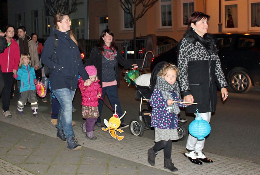 &Ouml;kumenische Martinsfeier durchgef&uuml;hrt