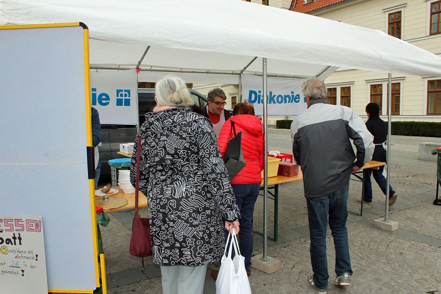 Einmal Essen macht zweimal satt
