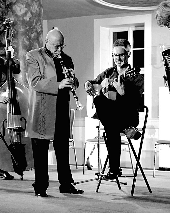 Singen mit  Giora Feidmann im Achteckhaus