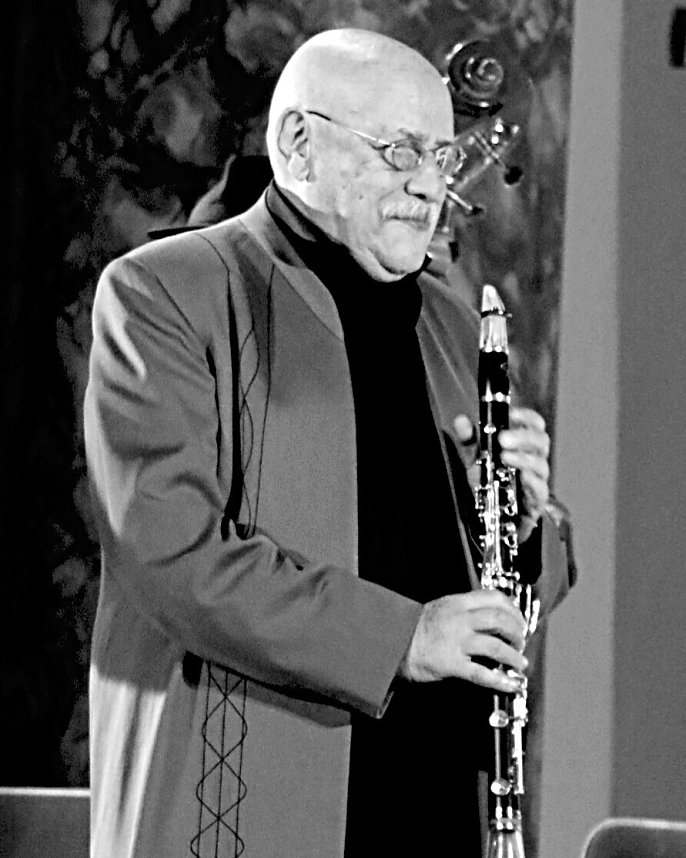 Singen mit  Giora Feidmann im Achteckhaus