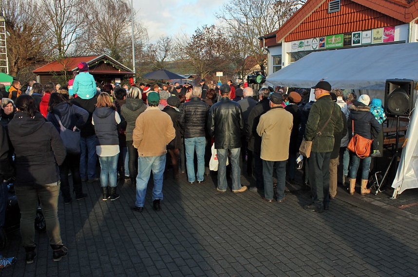 In Jecha kam der Nikolaus mit der Feuerwehr