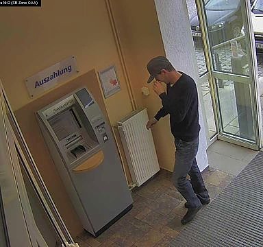 Wer kennt diesen Mann? - Polizei sucht Betr&uuml;ger in Artern