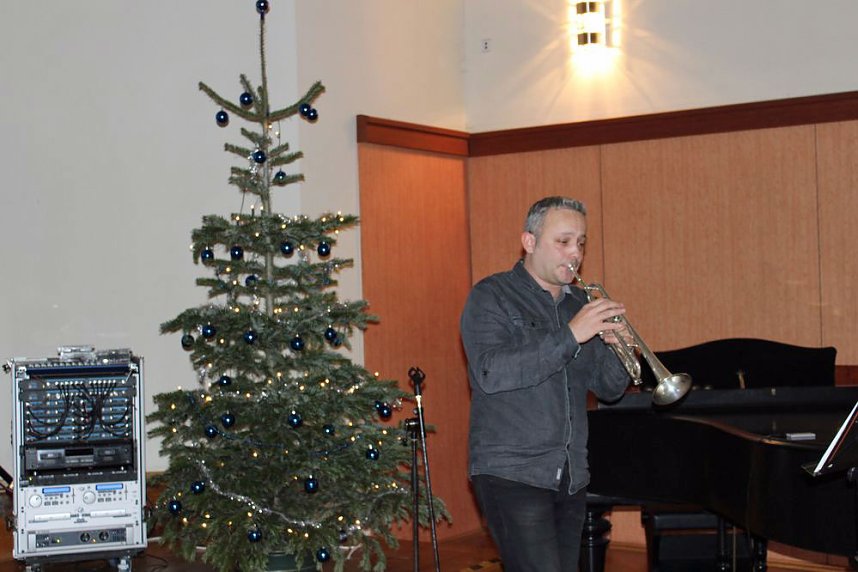 Kunterbunte Weihnachtsfeier