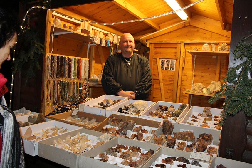 Gut besuchter Weihnachtsmarkt