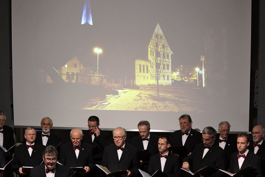 Beschwingtes und besinnliches Weihnachtskonzert