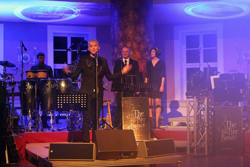 Mit tollem Swing in die Weihnachtszeit