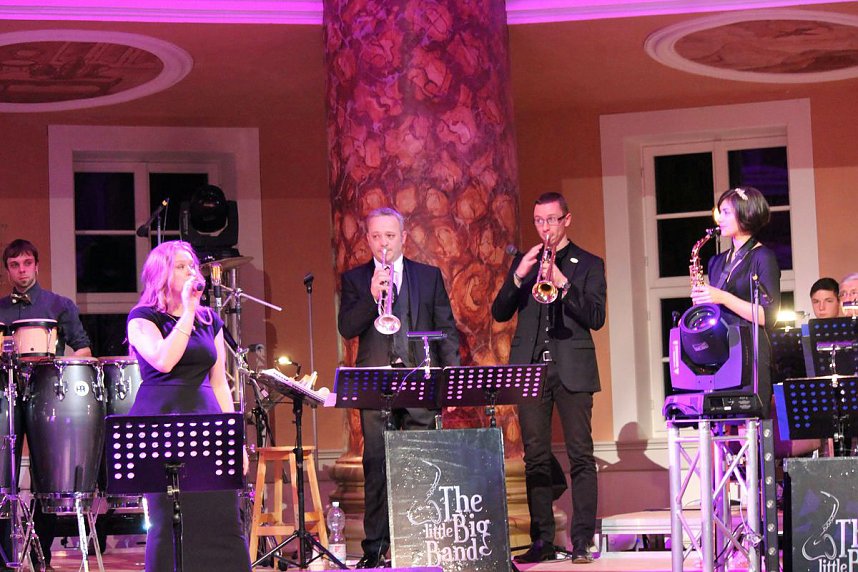 Mit tollem Swing in die Weihnachtszeit