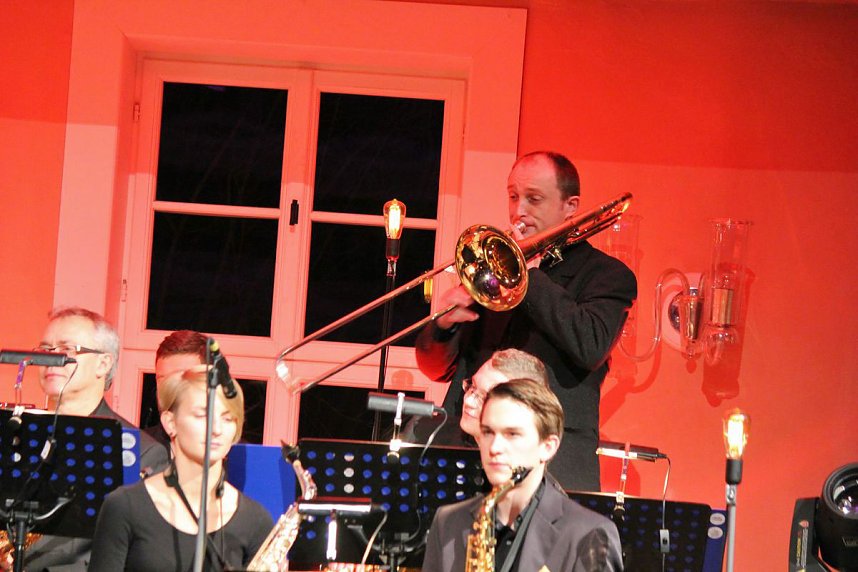 Mit tollem Swing in die Weihnachtszeit