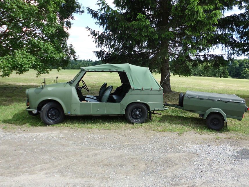 Eigent&uuml;mer dieser Fahrzeuge (Trabant P 601-A und P 601 -F) ist Hartmut Beyer aus Hainrode.
