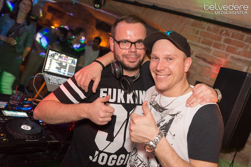 Party im Jugendclubhaus in Nordhausen - der Samstag