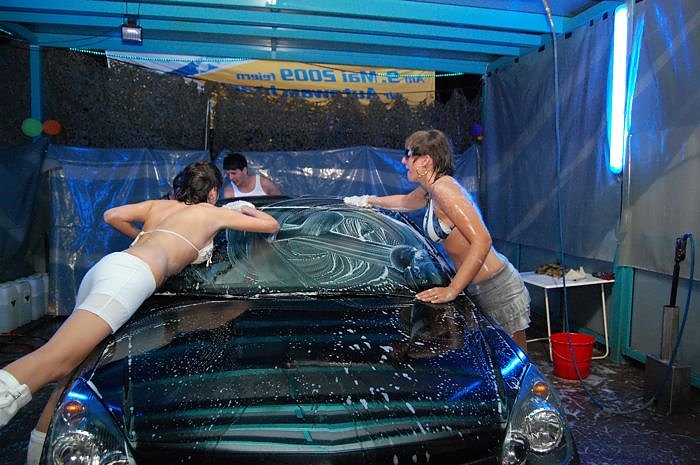 Sexy Autow&auml;sche Party 