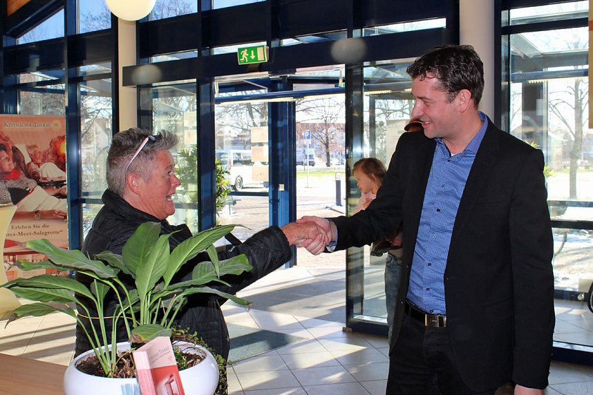 2 Millionste Besucher in der Kyffh&auml;user-Therme begr&uuml;&szlig;t!