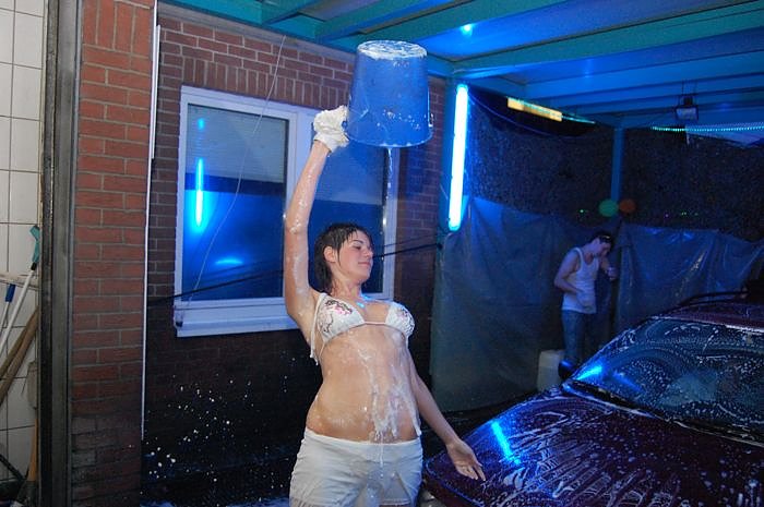 Sexy Autow&auml;sche Party 