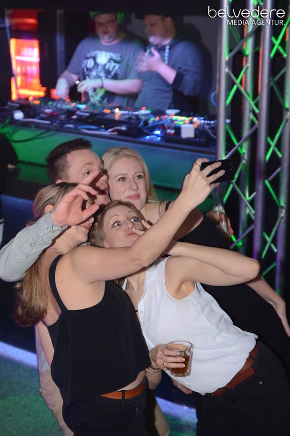 Party im Jugendclubhaus in Nordhausen - der Samstag