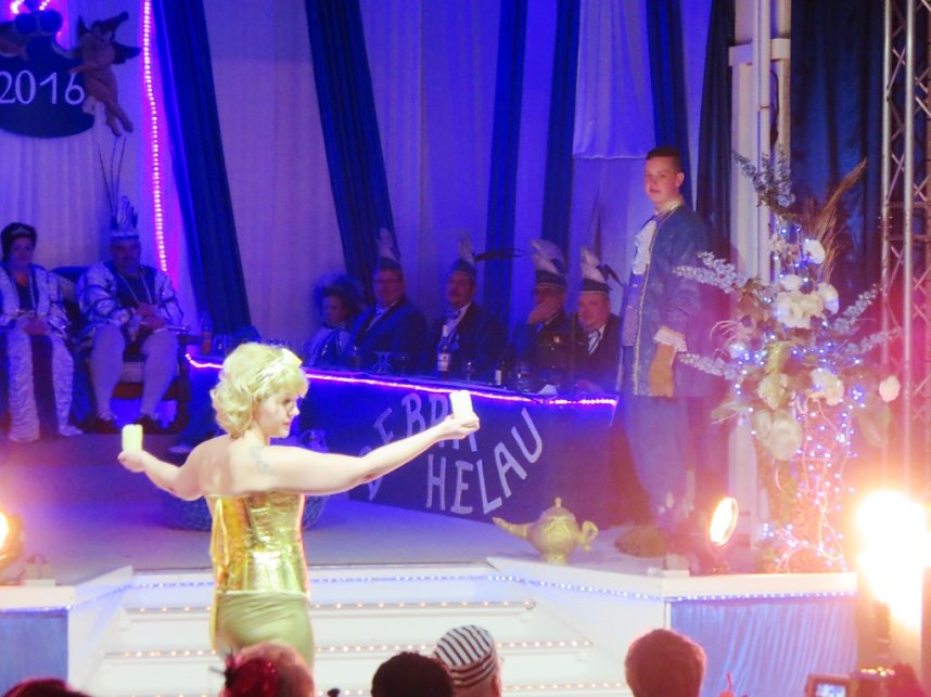 Narrenvolk feiert in Bebra