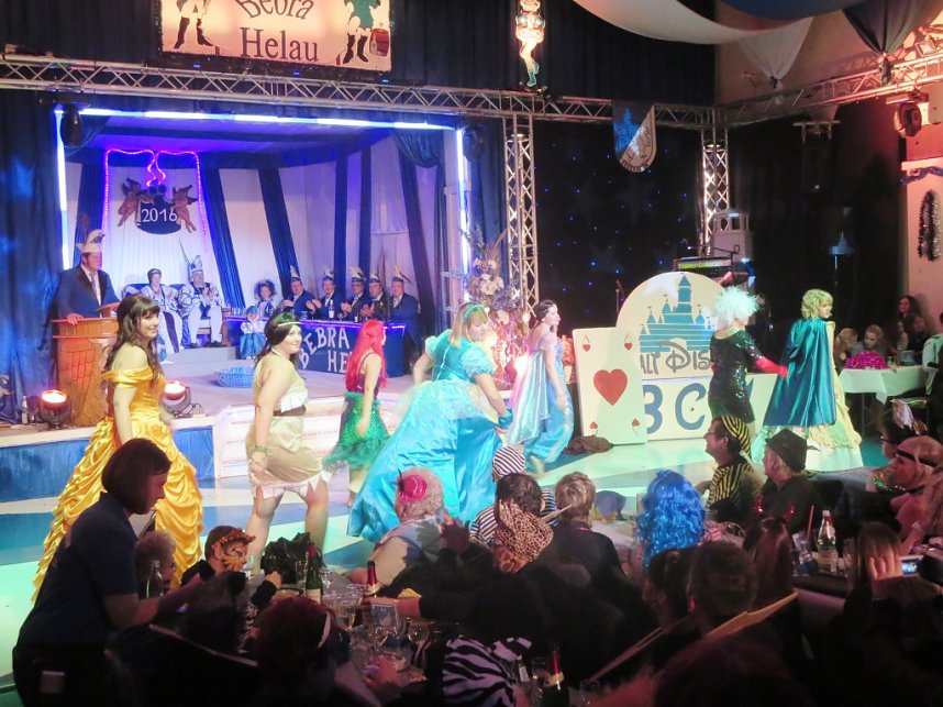 Narrenvolk feiert in Bebra