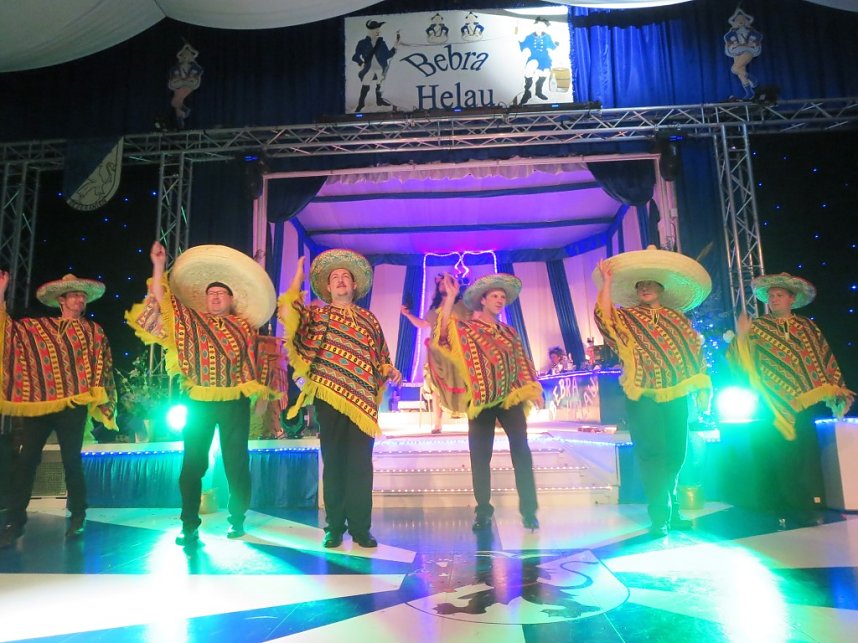 Narrenvolk feiert in Bebra