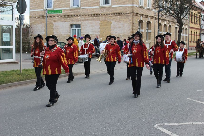 Gut besuchter Rosensonntagsumzug