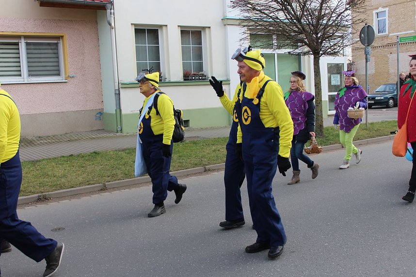 Gut besuchter Rosensonntagsumzug