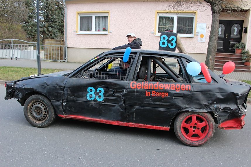 Gut besuchter Rosensonntagsumzug