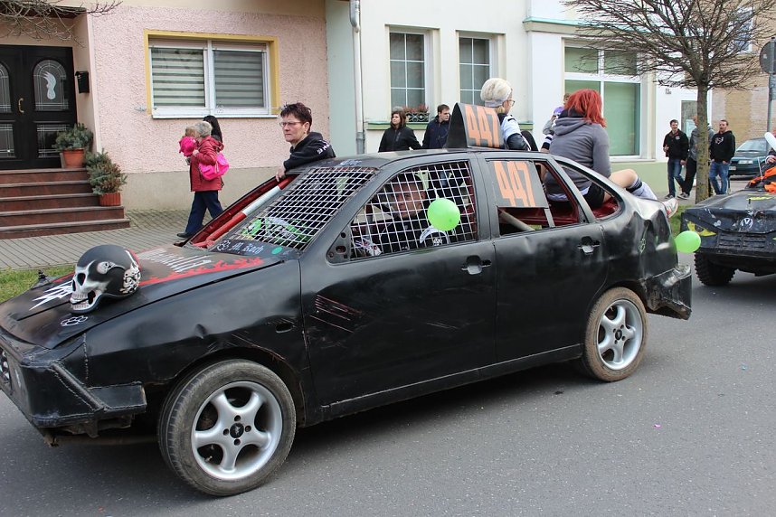 Gut besuchter Rosensonntagsumzug