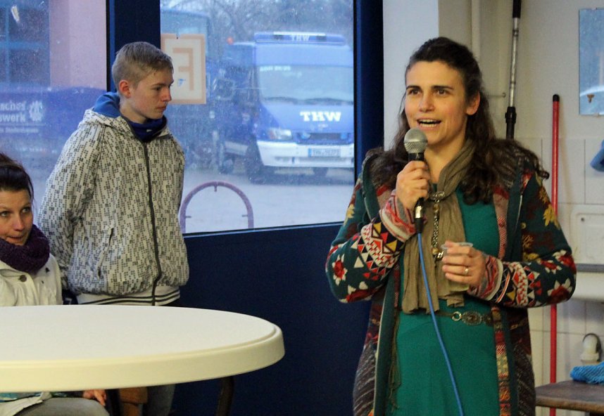 Ehrennadel f&uuml;r Rettungskr&auml;fte