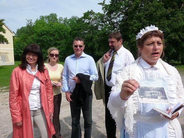 Kost&uuml;mf&uuml;hrung durch Sondershausen