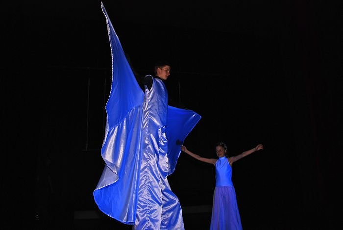 Lichterschein und Dunkelmumps im Theater