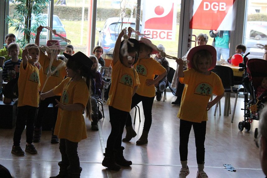 W&auml;nde wackelten bei der Feuerwehr