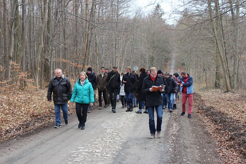 B&uuml;rgerinitiative mit Staatssekret&auml;r unterwegs