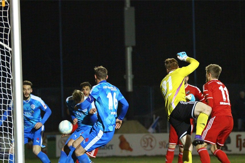 Wacker gewinnt 2:0 gegen Halberstadt