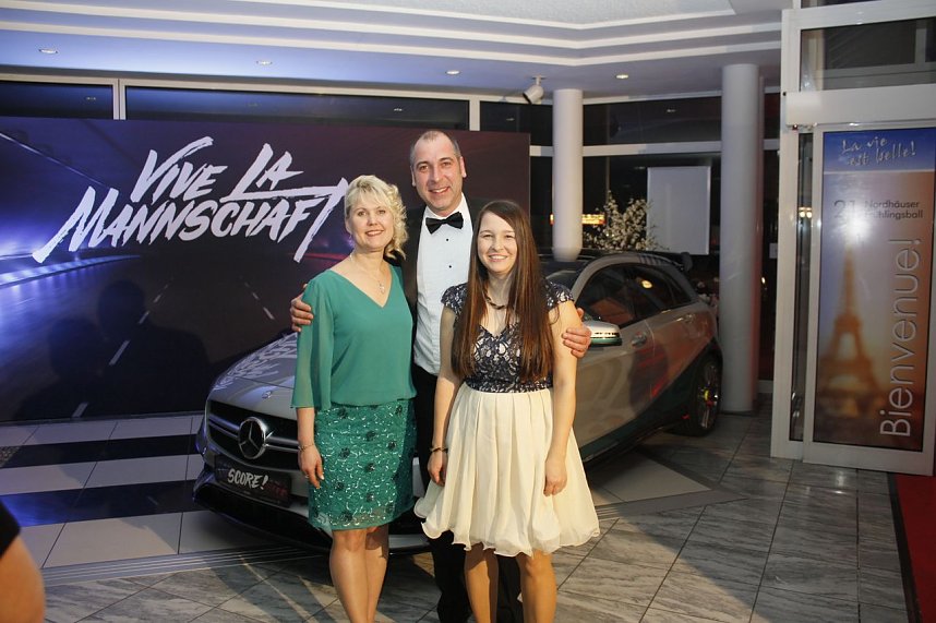 21. Fr&uuml;hlingsball im Autohaus Peter