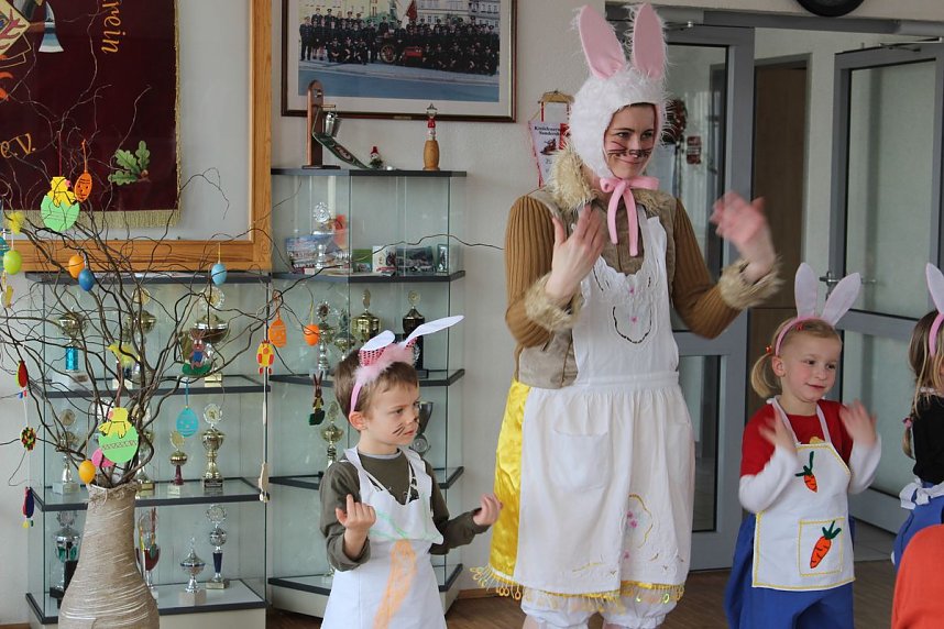 Osterhase bei FFW Sondershausen-Mitte