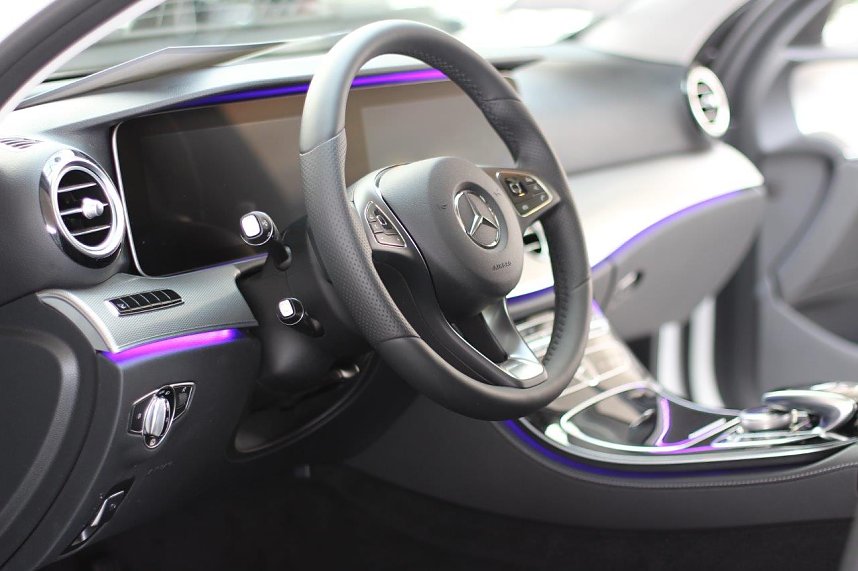 In einigen Autoh&auml;usern der Peter-Gruppe ging es heute um die Zukunft auf vier R&auml;dern