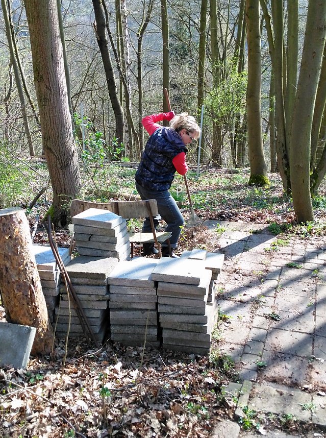 Erster Arbeitseinsatz 2016 auf dem Hundeplatz an der Trift 