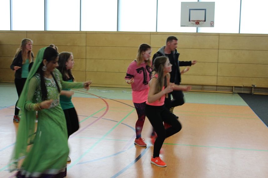 Ein gro&szlig;artiges Schulfest