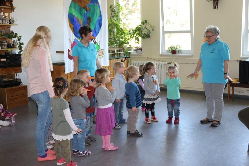 Kita Arche Noah Gro&szlig;furra feierte Oma & Opa Tag