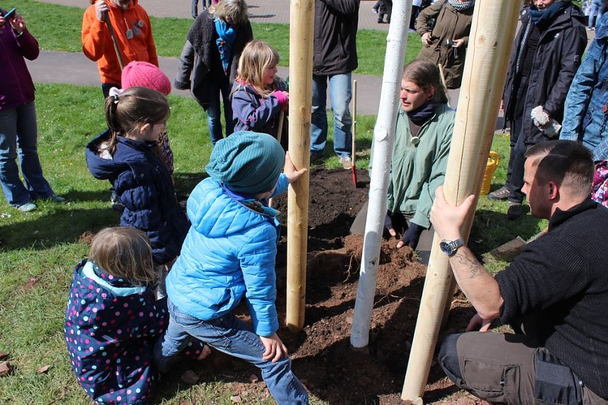 Wettergl&uuml;ck beim Baumfest