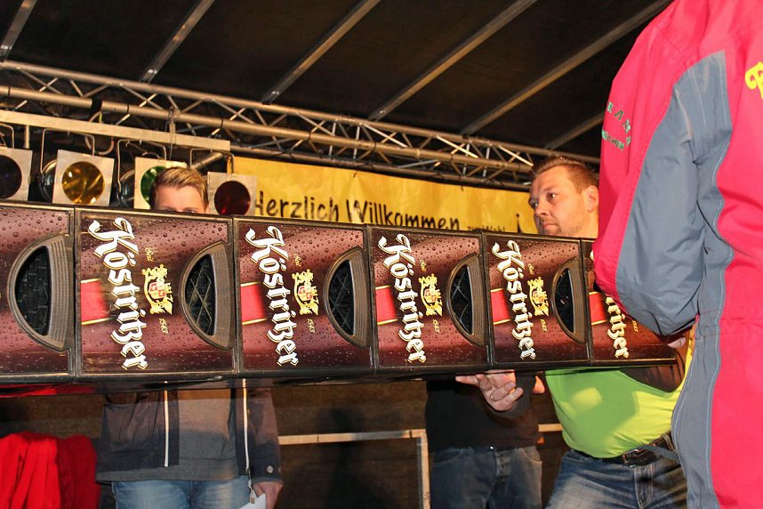 Maibaumk&ouml;nig im Stechen ermittelt