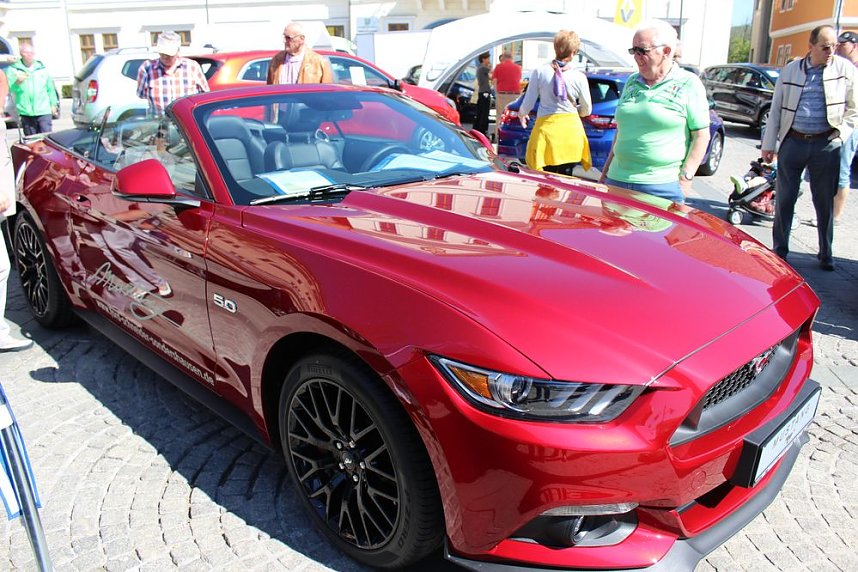 Autos &uuml;ber Autos und mehr