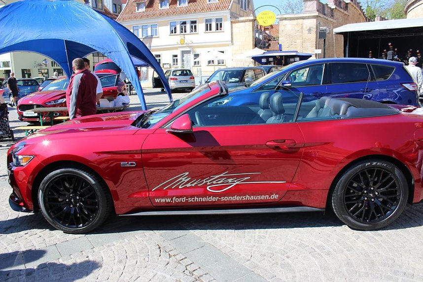 Autos &uuml;ber Autos und mehr