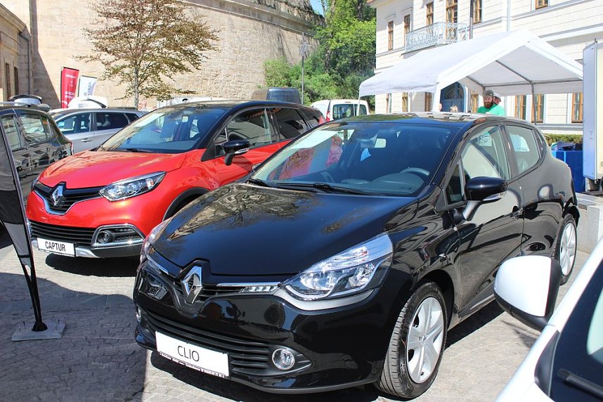 Autos &uuml;ber Autos und mehr