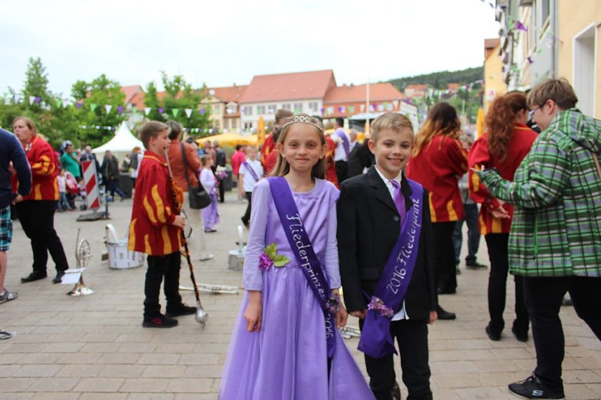 24. Fliederfest er&ouml;ffnet