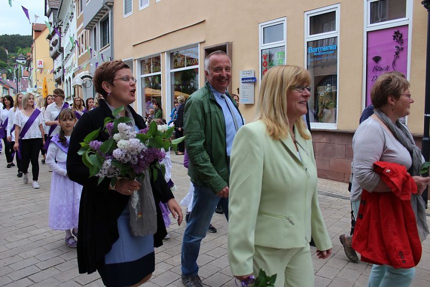 24. Fliederfest er&ouml;ffnet