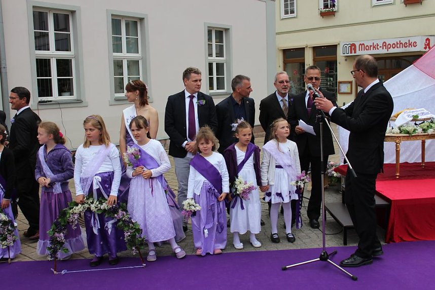 24. Fliederfest er&ouml;ffnet