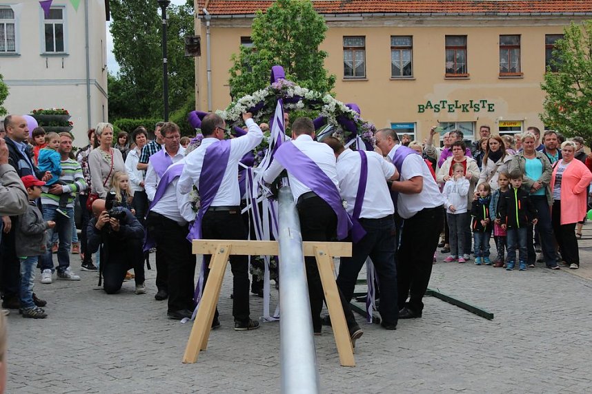 24. Fliederfest er&ouml;ffnet